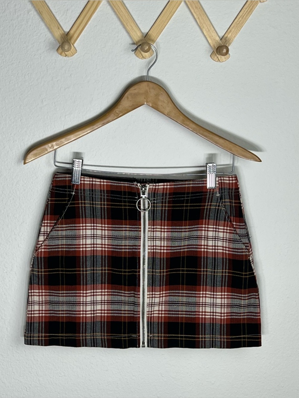 VOLCOM • Frochickie Y2K Plaid Mini Skirt grunge punk skate